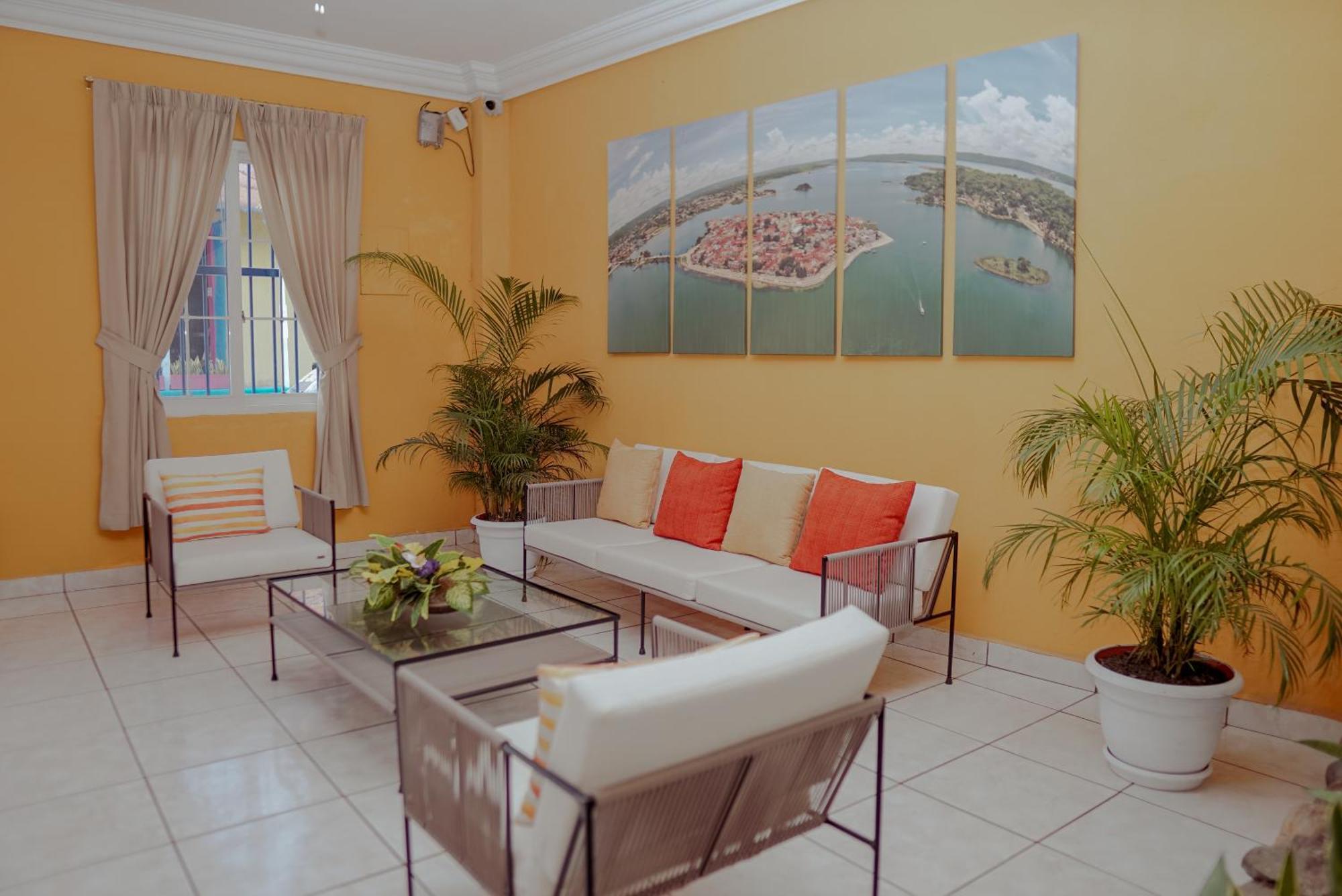 Hotel Villa Del Lago Flores Extérieur photo